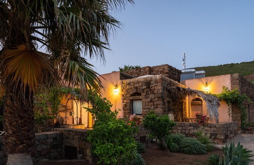 Pantelleria Apartment | Appartamento Dammuso Anita - Iso.