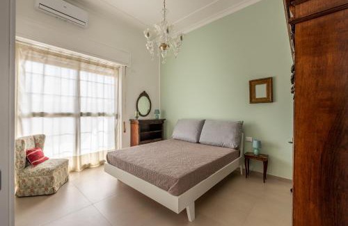 Ruggero Settimo Apartment | Appartamento a due passi da Villa Trabia by Wonderful Italy