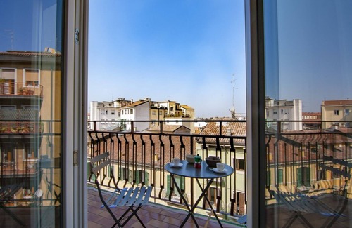 Cittadella Apartment | Appartamento con balcone a metà strada tra Arena e stazione