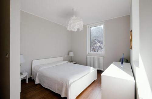 Brunate Apartment | Appartamento in Villa Lina by Holiday Solutions