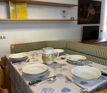 Croviana Apartment | Appartamento Lorenzoni - Genziana