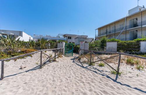 Scala di Furno Apartment | Appartamento Potì sulla spiaggia