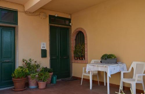 Albisola Superiore Apartment | Appartamento SZ Fronte mare - Seafront apartment