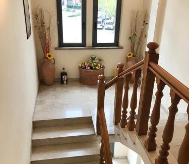Santarello Apartment | Appartamento Turistico FRAU