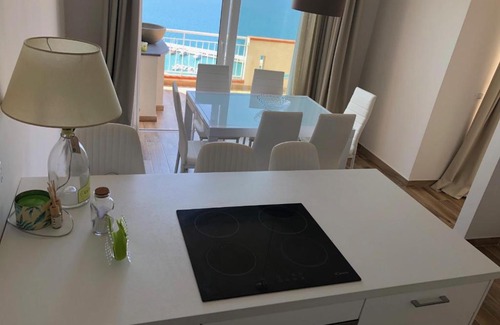 Capo d'Orlando Apartment | Appartamento vista mare Capo D'orlando