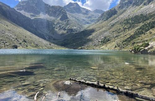 Cauterets Apartment | Appartement à Cauterets: 4 pers, parking, proche thermes - FR-1-812-86