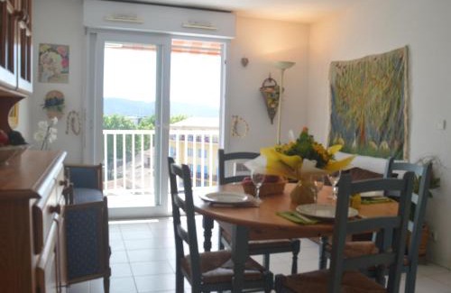 Frejus Port Apartment | Appartement à Fréjus avec terrasse et ménage inclus - FR-1-226A-66