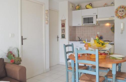 Frejus Port Apartment | Appartement à Fréjus avec terrasse et ménage inclus - FR-1-226A-66