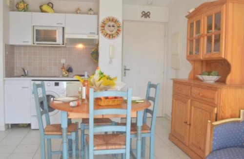 Frejus Port Apartment | Appartement à Fréjus avec terrasse et ménage inclus - FR-1-226A-66