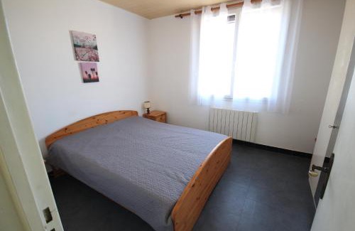 Portiragnes-Plage Apartment | Appartement 2 pièces, au 1er étage pour 2 à 4 couchages, proche commerces et 200m plage de PORTIRAGNES PLAGE LXRH9