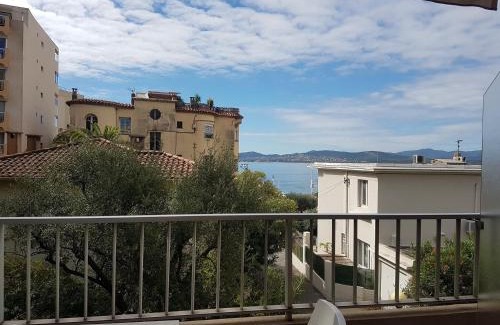 Saint-Raphael Apartment | Appartement 2 Pièces avec Balcon, Climatisé, Proche Plage et Centre-Ville - FR-1-466A-2