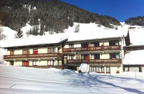Beaufort Apartment | Appartement 6 pers. au pied des pistes, balcon sud, parking, ski, randonnées - Arêches, 2 étoiles - FR-1-342-190