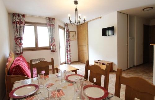 Val Cenis Apartment | Appartement 6 personnes, Val-Cenis, au pied des pistes avec parking et WiFi - FR-1-508-113