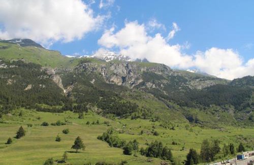 Val Cenis Apartment | Appartement 6 personnes, Val-Cenis, au pied des pistes avec parking et WiFi - FR-1-508-113