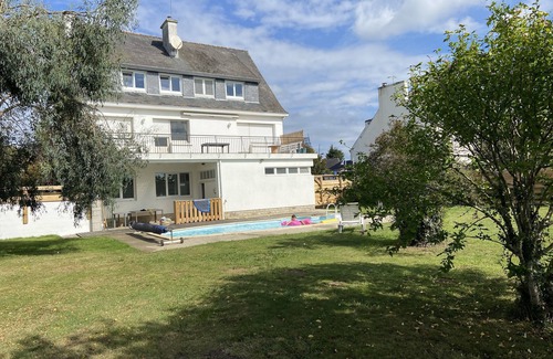 Nevez Apartment | Appartement 6 Personnes, 85m2 Avec Terrasse, Coeur de Bourg à 10mm de la Plage