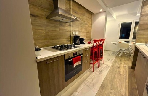 El Aouina Apartment | Appartement a 10 min de l Aéroport Entre les Berges du lac et Ain Zaghouene,