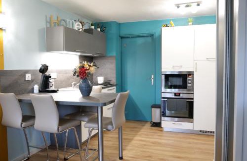 Chateau-d'Olonne Apartment | Appartement avec piscine commune - quartier Pironnière - 4 personnes