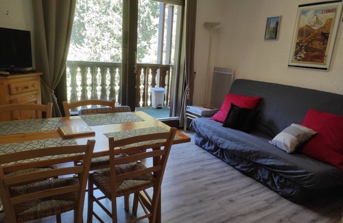 Mieussy Apartment | Appartement a la Montagne Wifi Internet Pour les Amoureux du Calme π