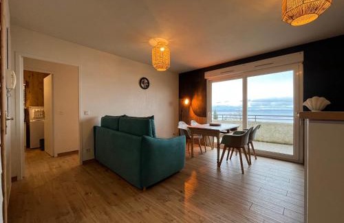 Publier Apartment | Appartement avec piscine et parking à Évian-les-Bains - FR-1-498-109