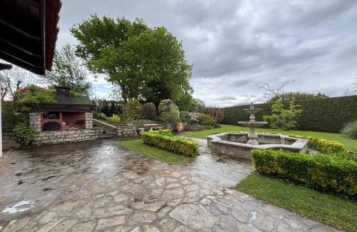 Ciboure Apartment | Appartement avec jardin et piscine privée à Ciboure - FR-1-239-1121