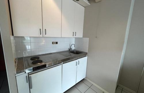 Behobie Apartment | Appartement avec Terrasse Proche Plage et Parking Gratuit - FR-1-239-955