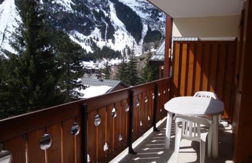 Pralognan-la-Vanoise Apartment | Appartement cosy avec grand balcon plein sud en centre-ville, proche commerces et téléphérique - FR-1-464-52