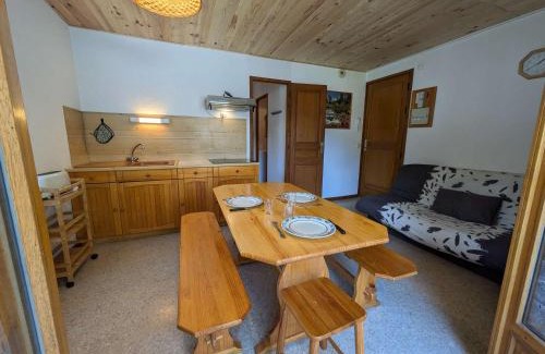 Beaufort Apartment | Appartement Calme au Centre de Beaufort - Balcon, Parking, Proche Commodités et Stations de Ski - FR-1-342-319