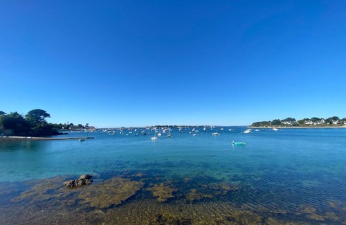 Arzon Apartment | Appartement Calme avec Vue Mer, Bien Équipé - FR-1-639-9