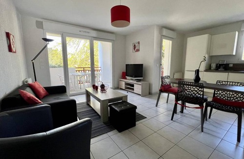 Cambo-les-Bains Apartment | Appartement Cambo-les-Bains, 3 pièces, 4 personnes - FR-1-495-22