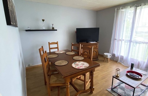 Joue-les-Tours Apartment | Appartement Complet Meublé 2 Chambres 1 Salon
