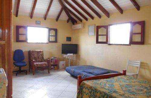 Anse-Bertrand Apartment | Appartement confortable a Anse Bertrand 80 m² avec barbecue