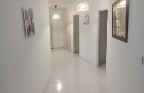 Epinal Apartment | Appartement Contemporain à Quelques Minutes du Centre et de la Gare Ferroviaire