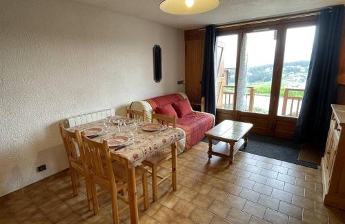 Les Saisies Apartment | Appartement cosy 2 pièces - Proche pistes - Terrasse sud - 4 pers - FR-1-810-24