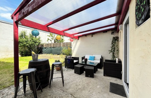 Barbatre Apartment | Appartement Cosy au Coeur des Maisons de Champagne Avec Jardin Privé de 110m2