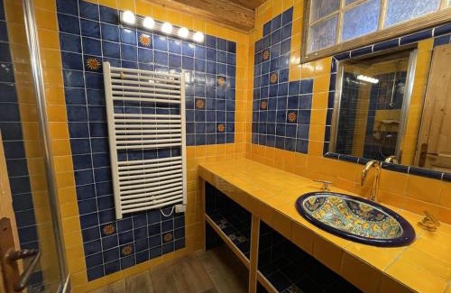 Les Carroz-d'Araches Apartment | Appartement Cosy 3 Chambres, Centre-Ville, Proche Pistes, Parking, Wifi - FR-1-572-273