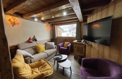 Les Carroz-d'Araches Apartment | Appartement Cosy 3 Chambres, Centre-Ville, Proche Pistes, Parking, Wifi - FR-1-572-273