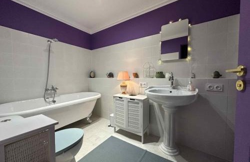 Nimes City Centre Apartment | Appartement cozy style Friends
