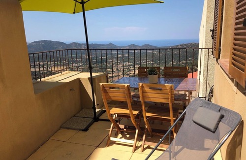 Belgodere House | Appartement de Charme, Terrasse et vue sur la mer