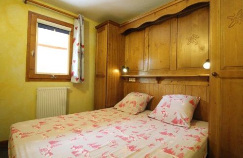 Lanslevillard Apartment | Appartement Duplex 10-12 Pers. avec Balcon, à 20m des Pistes - Val Cenis - FR-1-508-69