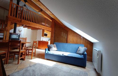 Montgenevre Apartment | Appartement duplex pour 6 personnes avec terrasse à Montgenèvre - FR-1-445-164