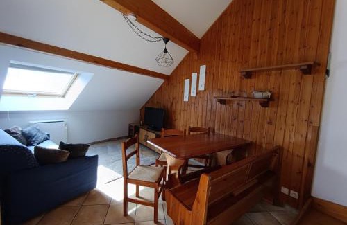 Montgenevre Apartment | Appartement duplex pour 6 personnes avec terrasse à Montgenèvre - FR-1-445-164