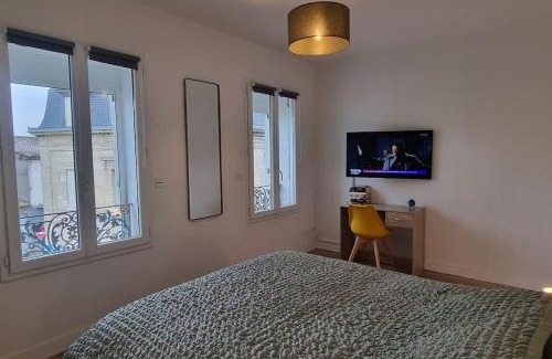 La Roche-Chalais Apartment | Appartement entièrement rénové en hyper centre! Le Rétro Chic - Terrasse privée - Parking gratuit