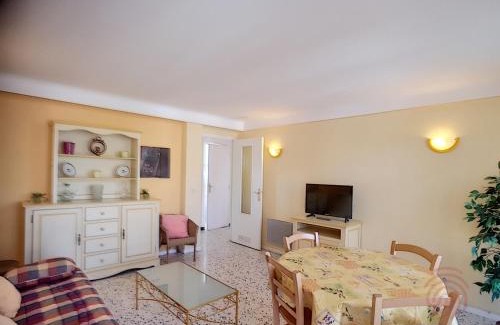 Lamalou-les-Bains Apartment | Appartement F2 avec Wifi, ascenseur près des Thermes - FR-1-451-139