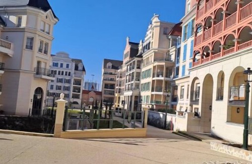 Chatenay-Malabry Apartment | Appartement Équipé Avec Parking Gratuit