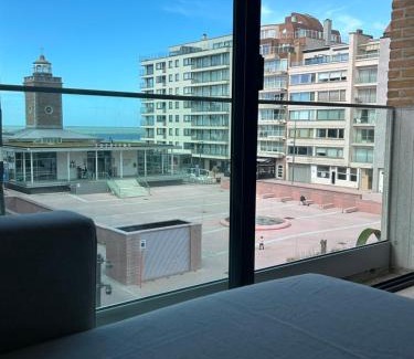 Knokke Apartment | appartement Lichttorenplein met garage