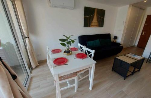 Le Grau-dʼAgde Apartment | Appartement lumineux rénové proche plage, climatisé, 5 couchages, parking inclus - FR-1-423-188