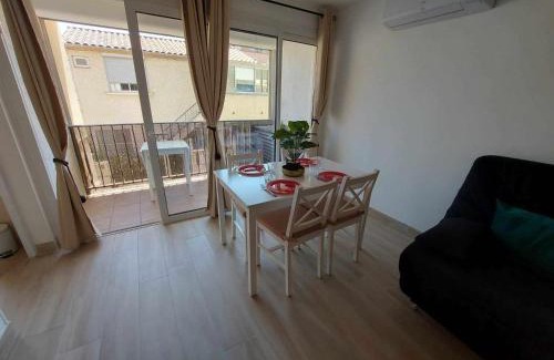 Le Grau-dʼAgde Apartment | Appartement lumineux rénové proche plage, climatisé, 5 couchages, parking inclus - FR-1-423-188