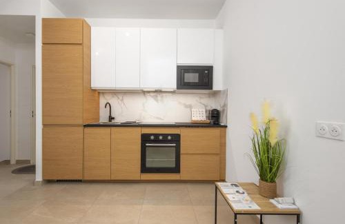 Eze Apartment | Appartement neuf - Patio intérieur - Parking - EF