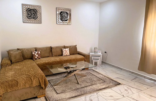 Oran Apartment | Appartement Oran 100m2 Tout Équipé
