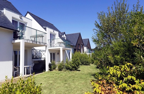 Saint-Pol-de-Leon Condo | Appartement proche de la plage + accès piscine